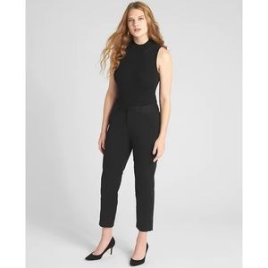 NWT Gap Curvy Slim City Crop Pants 4 Black c874-876